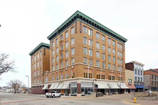 VanDerGinst Riverview Loft