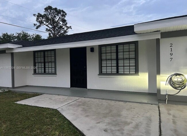 2197 SE Shelter Dr in Port St. Lucie, FL - Building Photo - Building Photo