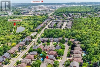 1425 Creekwood Trail in Oakville, ON - Building Photo - Building Photo