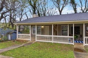 442 Booth Cir SW in Marietta, GA - Building Photo