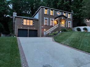 15690 Pike Trail in Montclair, VA - Building Photo - Building Photo