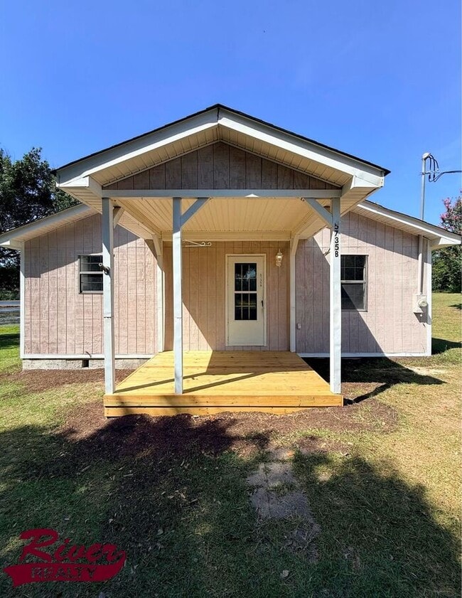 property at 5735 Deans Bridge Rd