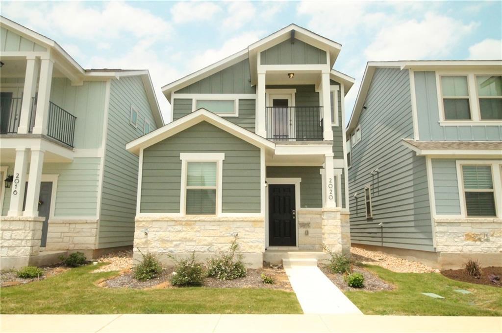 2020 Arendale Dr in Leander, TX - Foto de edificio