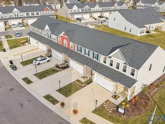 property at 701 Englewood Farms Dr