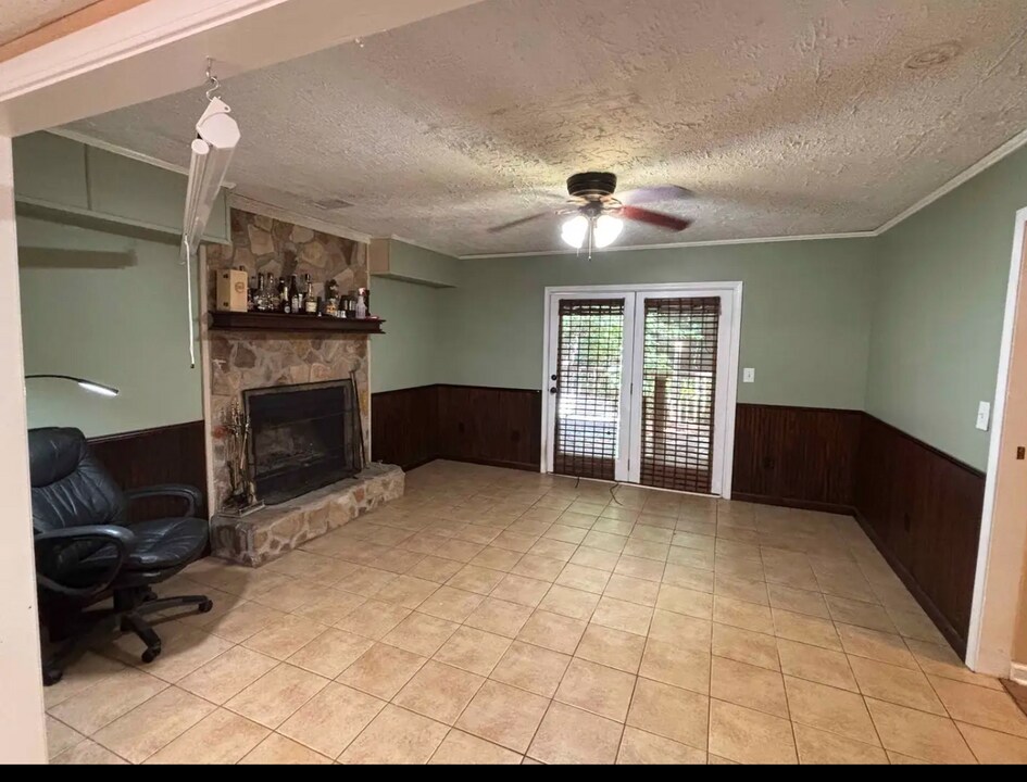442 Rustic Ridge Cir in Lawrenceville, GA - Foto de edificio