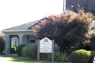 126 Rhodes Ave in Springdale, AR - Building Photo