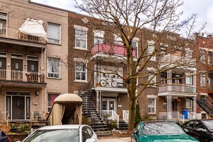 4718-4726 Parthenais St in Montréal, QC - Building Photo