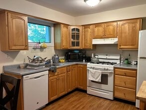 10 Catherine St, Unit A in Nyack, NY - Building Photo - Building Photo