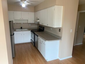 239 Northway Park Rd in Machesney Park, IL - Building Photo - Building Photo