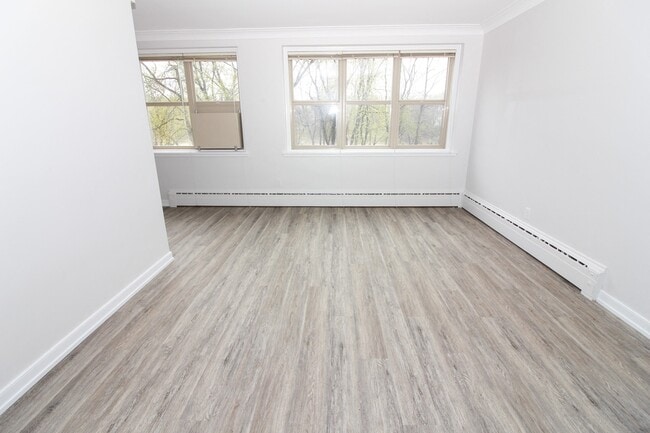 43 Roslyn Road