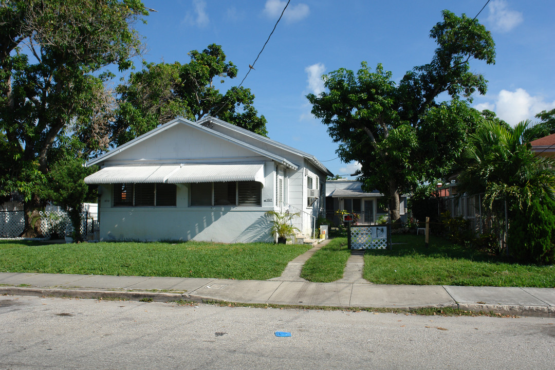 1869 SW 6th St in Miami, FL - Building Photo