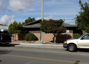 24306-24320 Postal Ave in Moreno Valley, CA - Building Photo - Building Photo