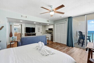 10517 Front Beach Rd in Panama City Beach, FL - Building Photo - Building Photo
