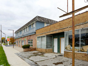 548 Shattuck Rd in Saginaw, MI - Building Photo - Building Photo