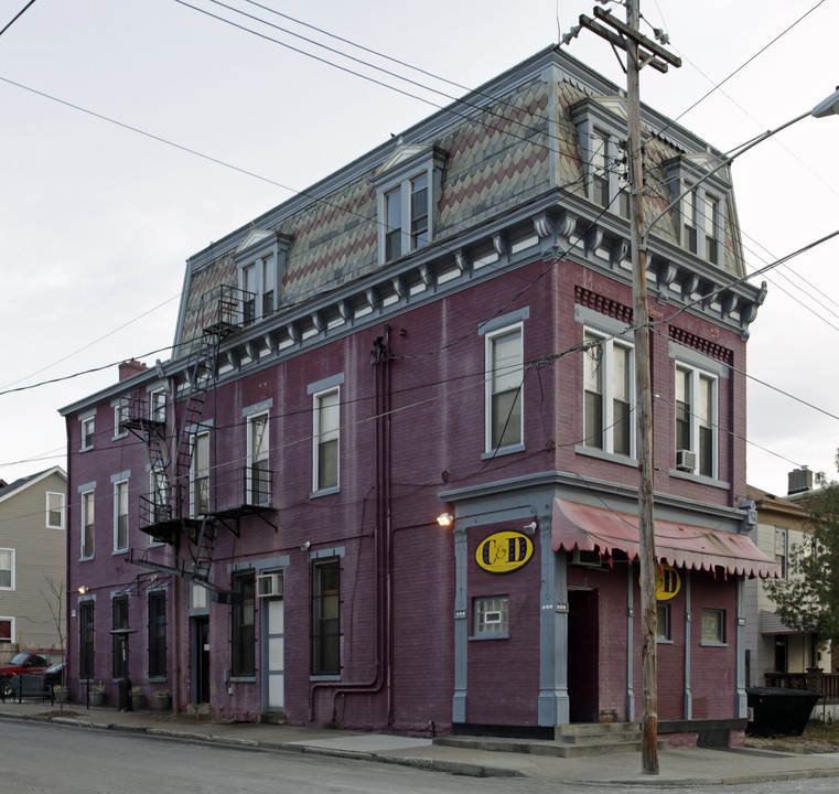 1714 Hanfield St in Cincinnati, OH - Building Photo