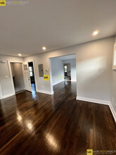 10-12 Lawrence St, Unit 12 in Watertown, MA - Building Photo - Building Photo
