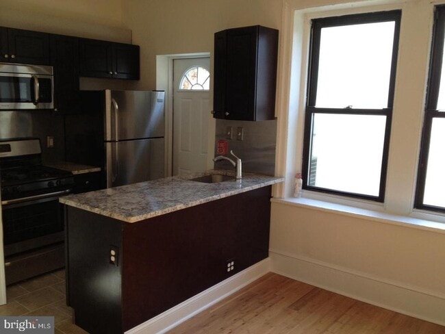 property at 1020 Pine St