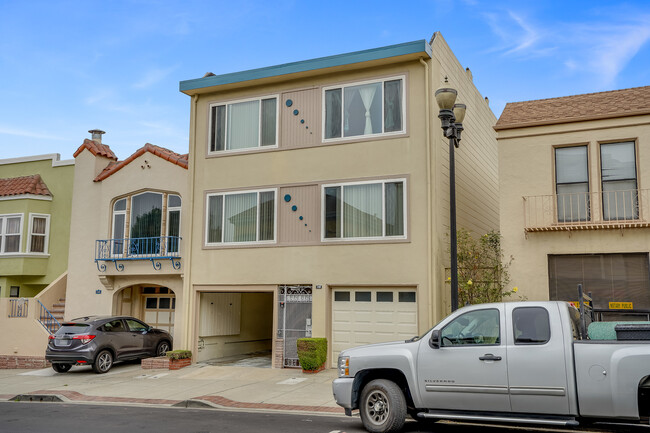 108 School St in Daly City, CA - Building Photo - Building Photo