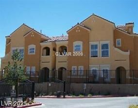 property at 3975 N Hualapai Way