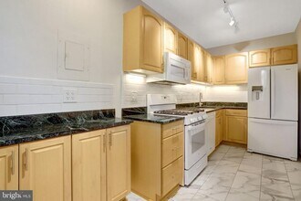 715 S Washington St in Alexandria, VA - Building Photo - Building Photo