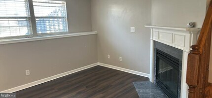 12866 Effingham Ct in Woodbridge, VA - Building Photo - Building Photo