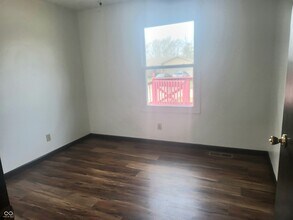 7627 Venetian Way in Indianapolis, IN - Building Photo - Building Photo