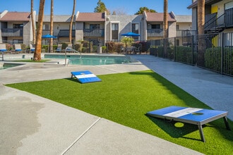 Willow Creek in Tempe, AZ - Foto de edificio - Building Photo