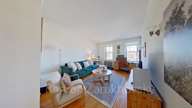 1850 Commonwealth Ave in Boston, MA - Building Photo