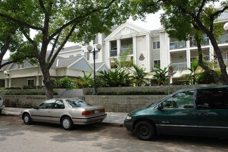 Silvercest Residences in Glendale, CA - Building Photo - Building Photo