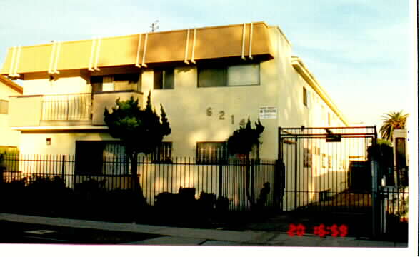 6214 Victoria Ave. in Los Angeles, CA - Building Photo