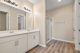 737 Meadow Pointe Dr in Haines City, FL - Building Photo - Building Photo