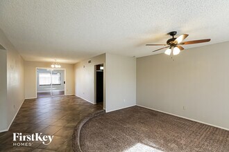 4656 W Townley Ave in Glendale, AZ - Foto de edificio - Building Photo