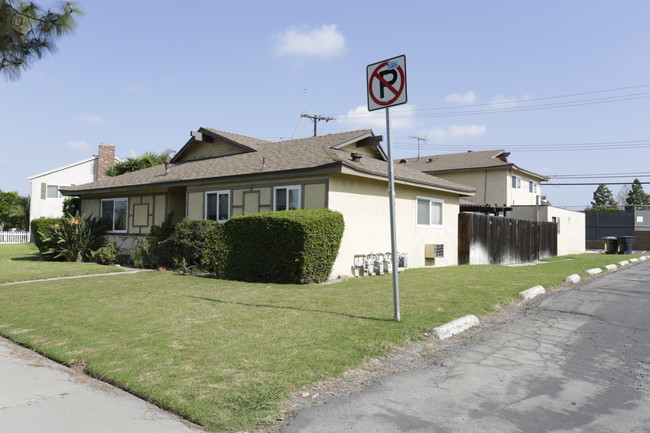 12182 Bailey St in Garden Grove, CA - Building Photo - Building Photo