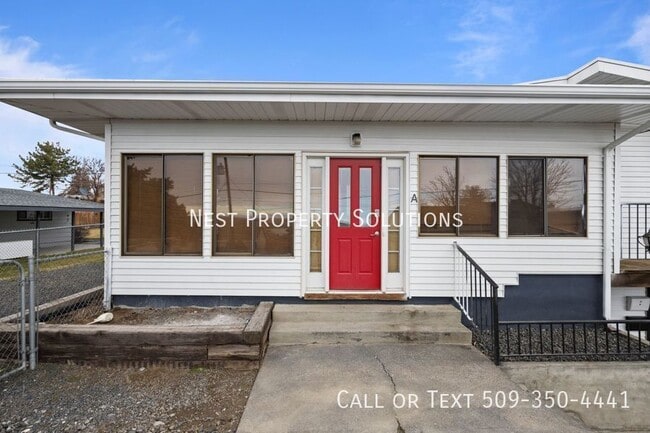 property at 1221 S Baker St