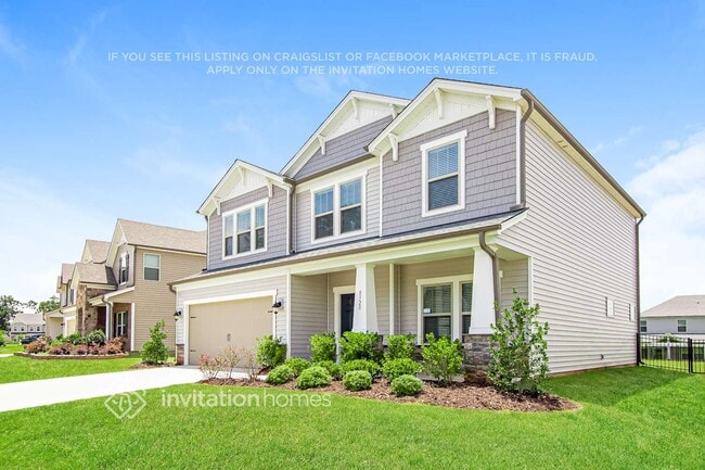 8328 Flint Hill Dr in Charlotte, NC - Foto de edificio - Building Photo