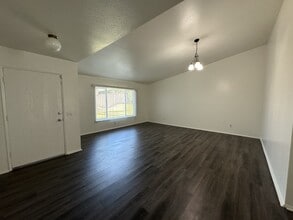 2419 S Cucamonga Ave in Ontario, CA - Building Photo - Building Photo