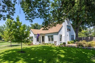 3233 Greene Ave in Fort Worth, TX - Building Photo - Building Photo