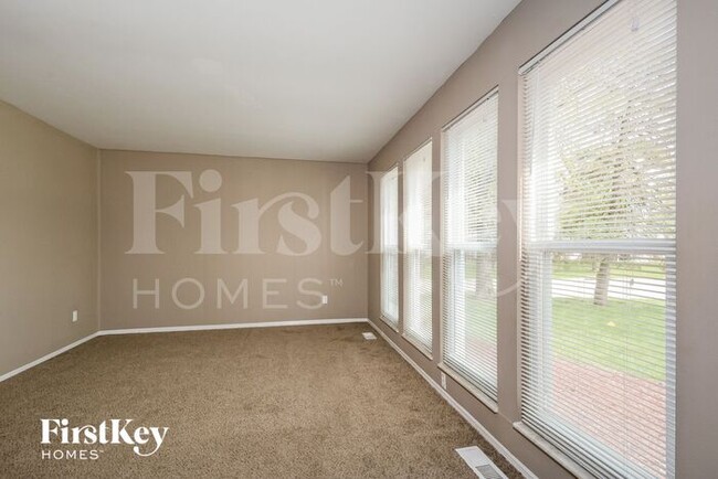 2295 Montagne Dr in Florissant, MO - Building Photo - Building Photo