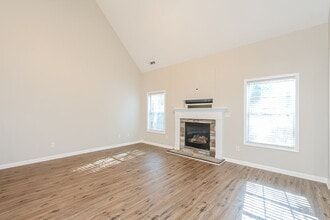 88 Tapestry Ln in Newnan, GA - Building Photo - Building Photo