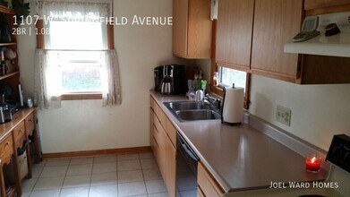 1107 W Springfield Ave in Champaign, IL - Building Photo - Building Photo