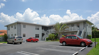 8502 NW 35th St Apartments