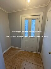 5840 Floyd St in Mission, KS - Building Photo - Building Photo