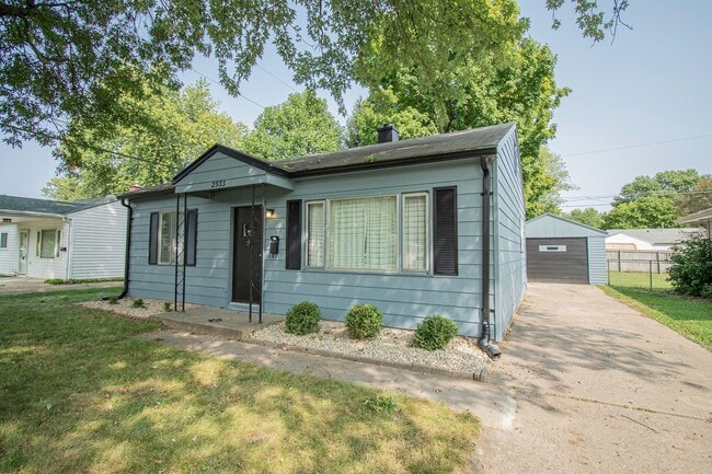 2533 Meadow Dr in Lafayette, IN - Building Photo - Building Photo