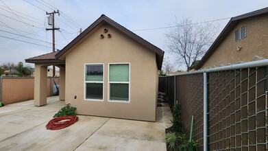 1659 Bullard Ave. in Clovis, CA - Building Photo - Building Photo