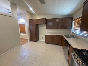 30750 Avenida Juarez in Cathedral City, CA - Building Photo - Building Photo