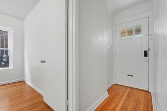 6656-6656 Woodwell St in Pittsburgh, PA - Building Photo - Building Photo