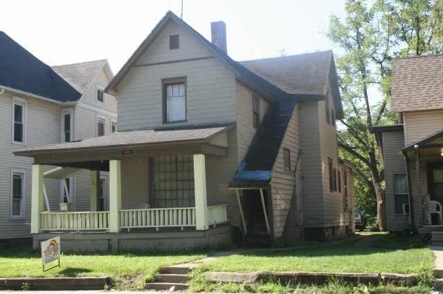 107 W Garfield Ave in Elkhart, IN - Building Photo