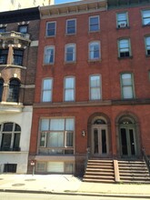 2131 Walnut St in Philadelphia, PA - Foto de edificio - Building Photo