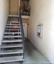 1271 Murray Ave, Unit #C in San Luis Obispo, CA - Foto de edificio - Building Photo