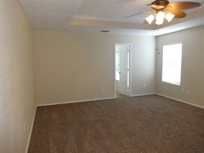8510 Silver Willow in San Antonio, TX - Building Photo - Building Photo